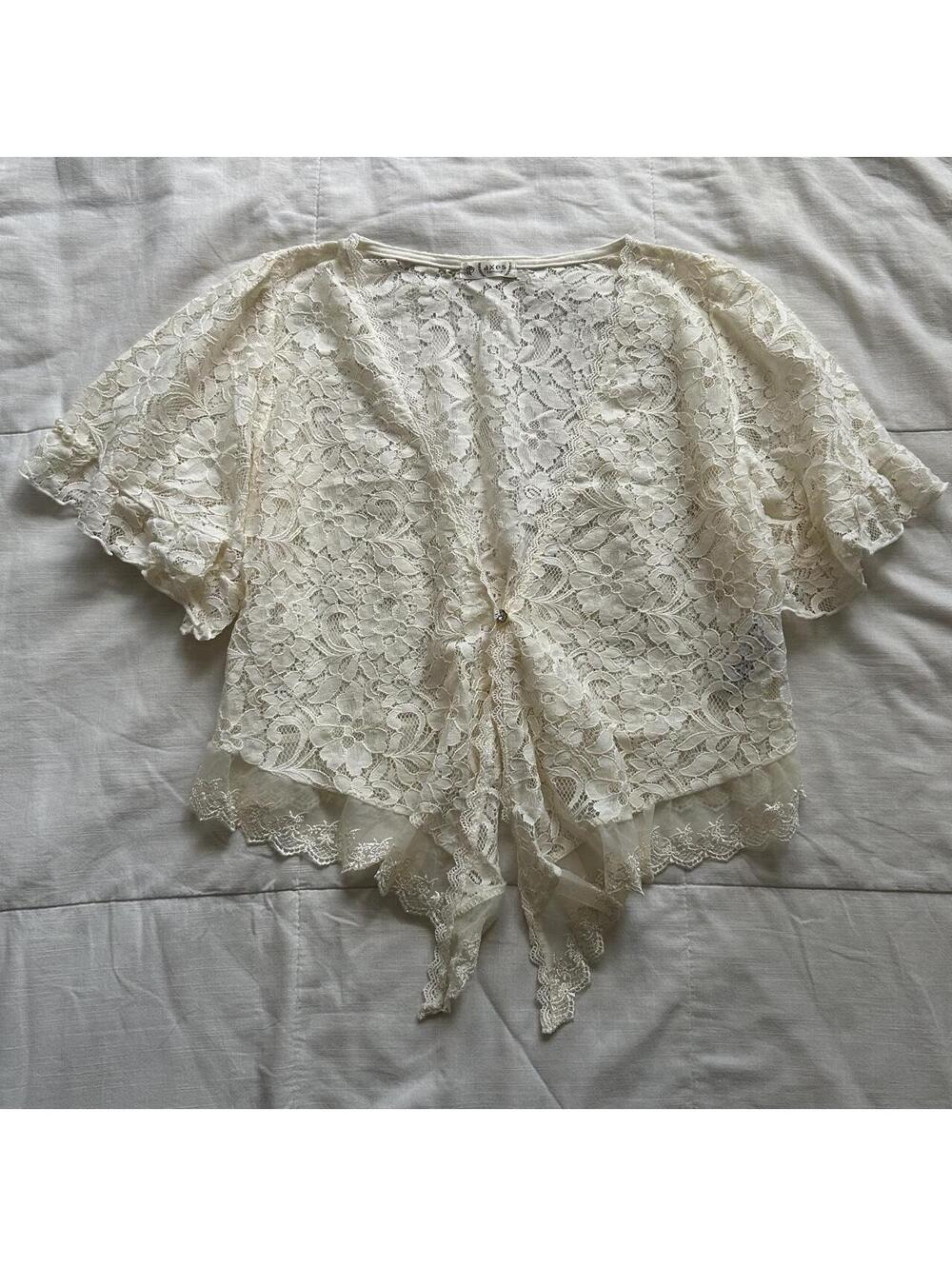 Axes Femme Ivory Floral Lace Cardigan Handkerchief Hem Medium Japan